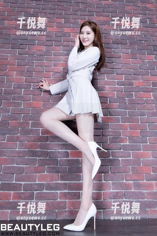 Beautyleg-PinPin Beautyleg - PinPin的自拍,话说这算不算写真分享?