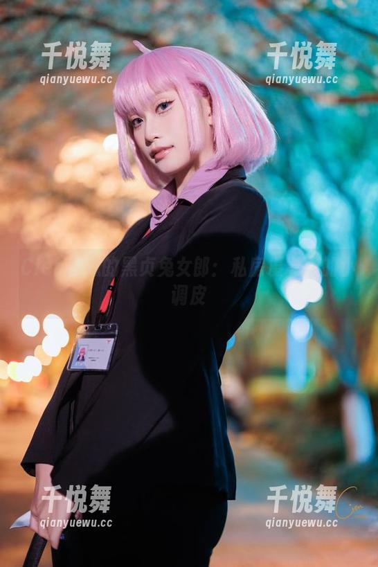 Cien恩恩 Cien恩恩的黑贞兔女郎:私房摄影里的小调皮