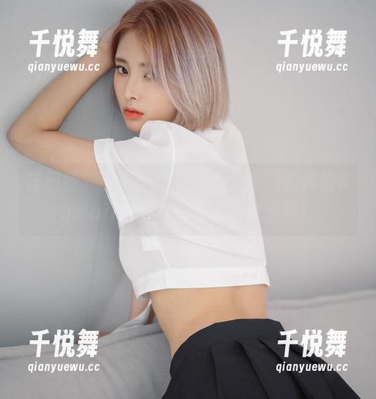 答应我，查看Hyoyeon(김효연)的高清Kawaii壁纸时记得心脏要坚强！