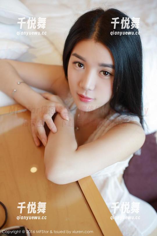 MFStar模范学院-柳侑绮Sevenbaby MFStar模范学院 - 柳侑绮Sevenbaby吊带全套,下载后你我心知肚明~