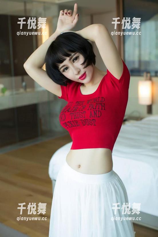UGirls尤果网-尤娜娜 UGirls尤果网 - 哦,尤娜娜又来了,高清纯白图包,见过冬天的白雪,却没见过带着娇羞的她。
