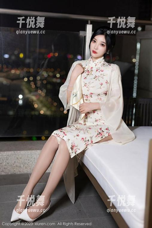 Xiuren秀人网 - 向Kikibaby的纯白作品致敬，这组高清可是把我惊到了，白到发光啊！