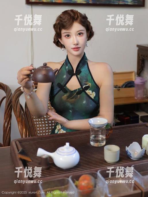 Xiuren秀人网-z杯悠悠 Xiuren秀人网 - z杯悠悠的甜心写真:这合集实在是让人甜蜜中带点犯规