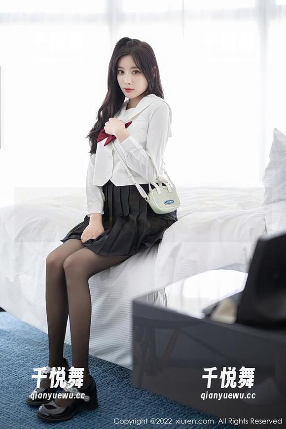 Xiuren秀人网-妲己_Toxic Xiuren秀人网 - 内衣之外,妲己_Toxic的私房写真又如何挑起你的好奇