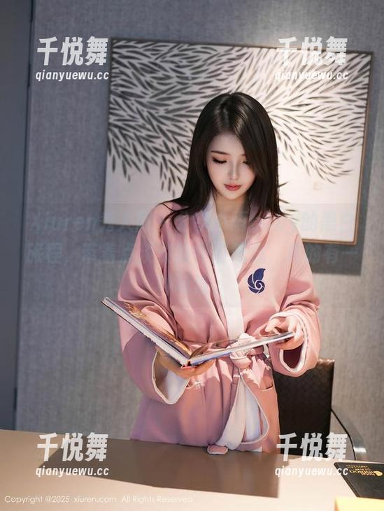 Xiuren秀人网-小雨baby Xiuren秀人网 - 分享小雨baby的黑白旅程,带着点淡淡的怀旧气息,真的有一种味道。