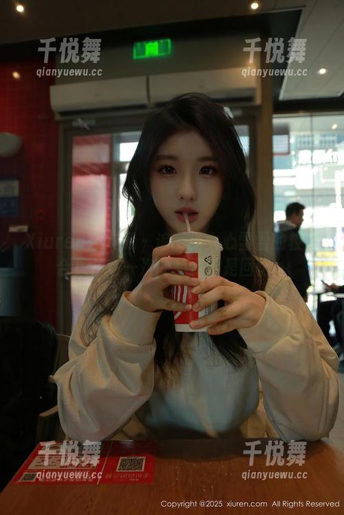 Xiuren秀人网-少女心雪雪 Xiuren秀人网 - 追随少女心雪雪的校服合集,每一次的免费都是回忆。