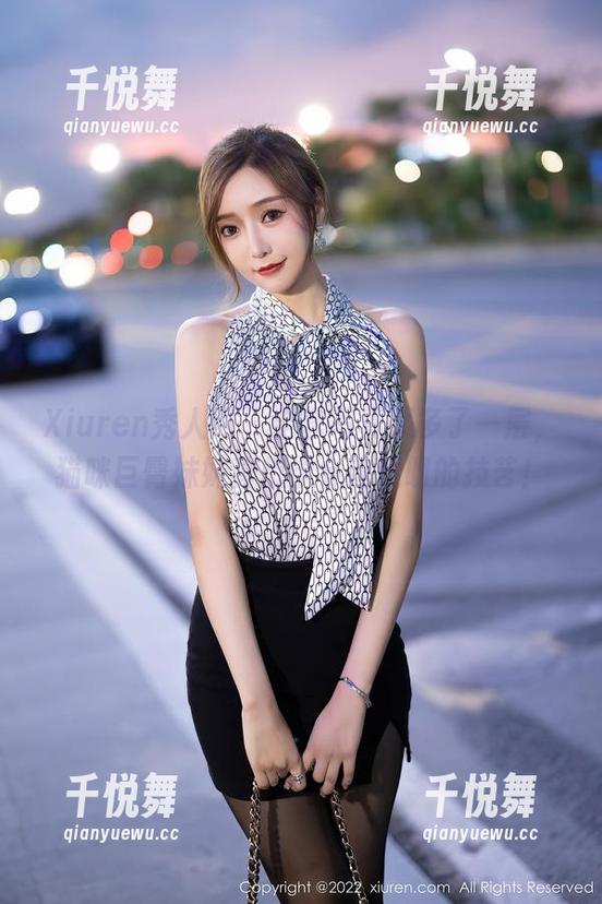 Xiuren秀人网 - 全套写真又多了一层，猫咪巨臀妹妹真想学会这透明的技艺！