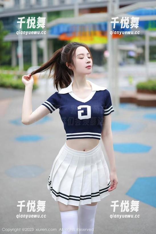 Xiuren秀人网-萌白酱 Xiuren秀人网 - 警告!萌白酱奶牛全集原图,羊咩咩们会羡慕这份牛气!