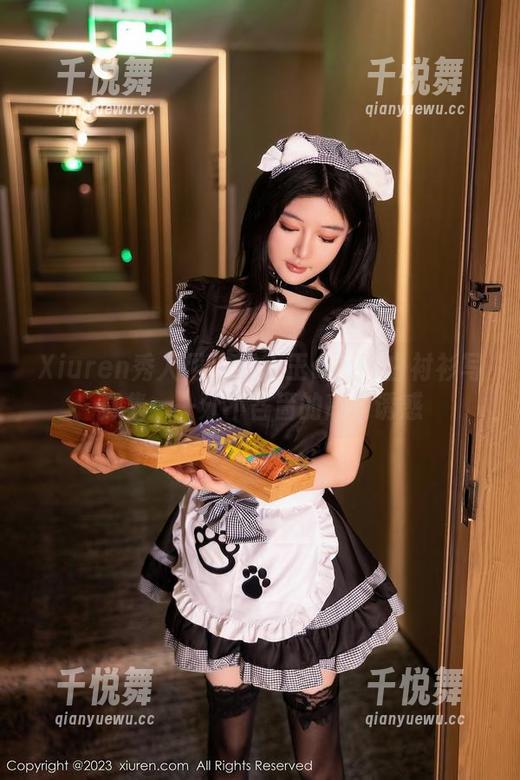 Xiuren秀人网-雯大王susie Xiuren秀人网 - 雯大王susie白衬衫写真集:一分不吝啬的高清诱惑