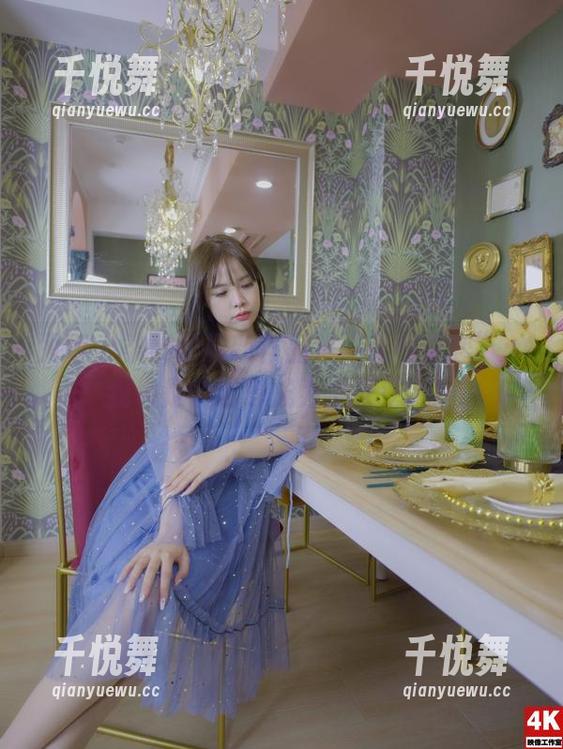 丽柜-柒柒 丽柜 - 柒柒的最新作品集“天使之恋”:我也是偷偷想成为个天使呢!
