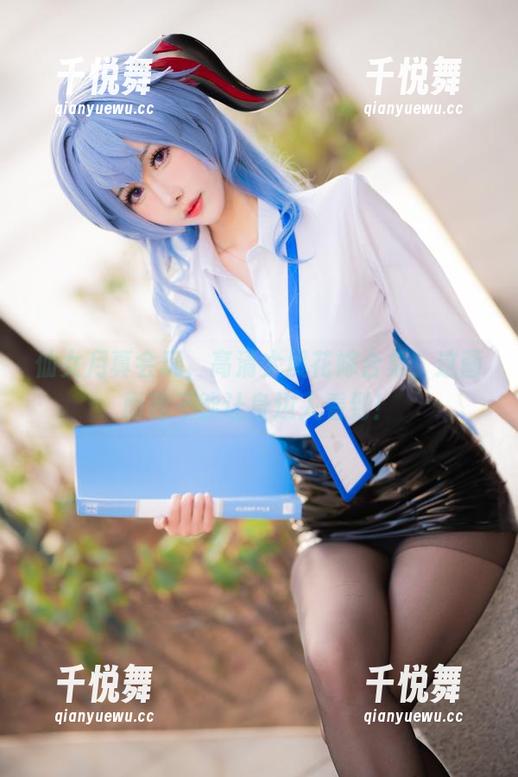 仙女月 仙女月真会玩,高清大凤花嫁合集,这画面我不能让身边人看到!