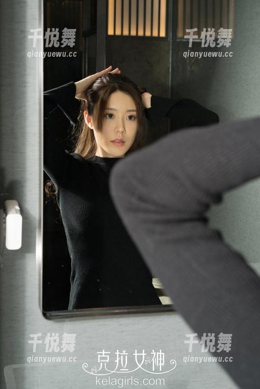 克拉女神-菲菲 克拉女神 - 菲菲校园写真:课间十分钟的小捣蛋