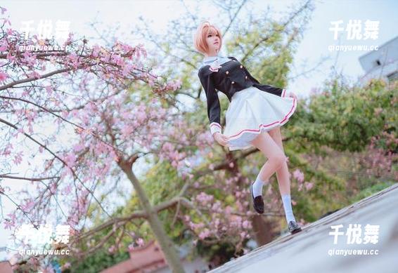 南桃Momoko 揭开南桃Momoko最新资源,你的黑内衣新解读来啦!
