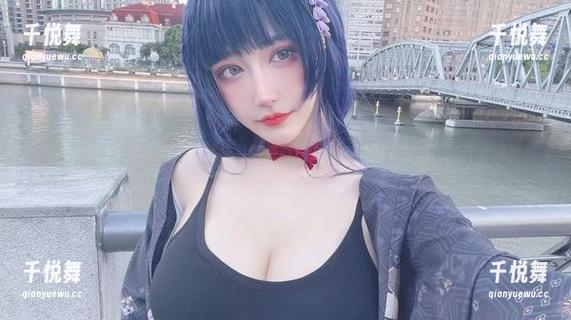 啾小妍 啾小妍的私房美图,女孩从来没想过这些也能成为‘性感’的代名词。