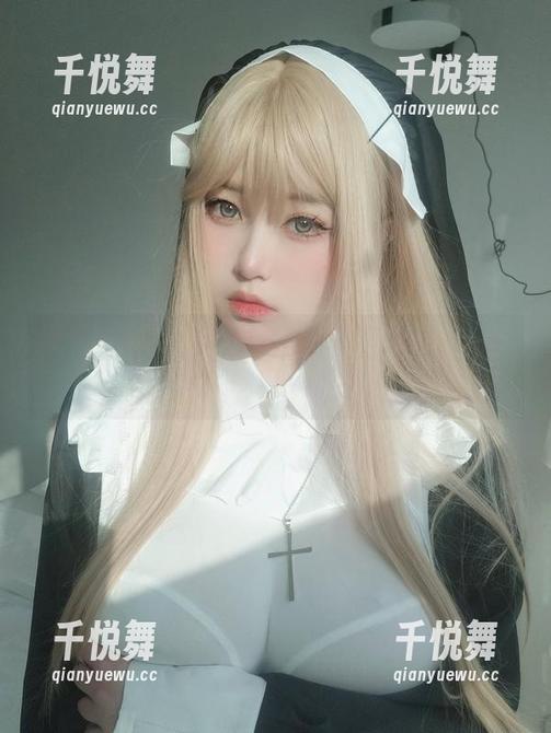 女主K 女主K的黑猫变装秀,美图来袭,集合所有喵星人的审美!