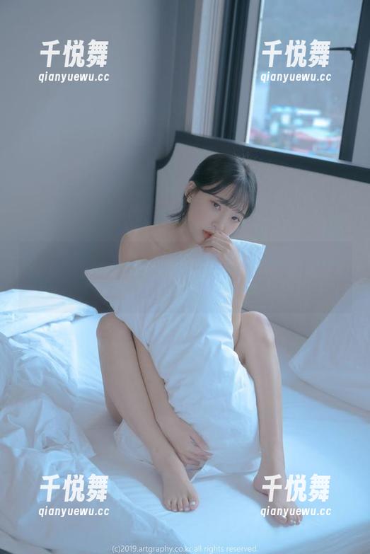 姜仁卿(강인경)的偷心者图集，你敢不下载？心脏不征求意见！