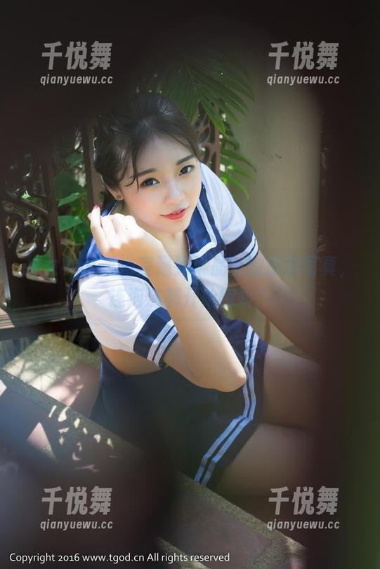 推女神-梁晶莹 推女神 - 当浴室遇到梁晶莹的最新写真,连泡沫都开始撒娇!