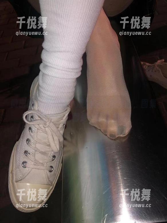 无敌哒小姨妈 微密圈 - 无敌哒小姨妈的自拍冒险,图集里的每一张都是一段小旅程!