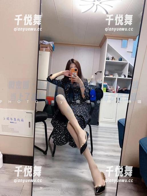 林子喵Lynne 微密圈 - 林子喵Lynne的制服画报,在线当上了我的“视线捕手”,高清才是王道吧!