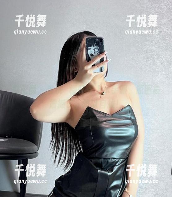 桃沢樱呀 微密圈 - 当桃沢樱呀穿上水手服,原图被震撼了,难以自拔!
