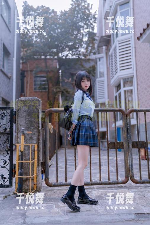 樱井宁宁 樱井宁宁,丝袜在线展现令人捉摸不定的气息,图片评议任你随意。