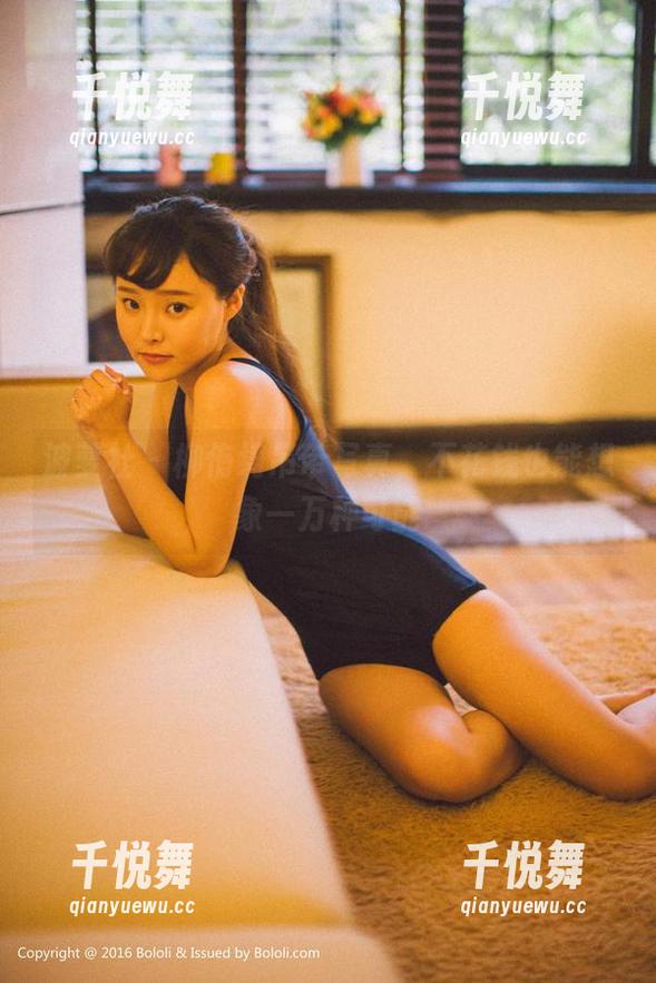 波萝社-柳侑绮 波萝社 - 柳侑绮吊带写真,不花钱也能想象一万种可能