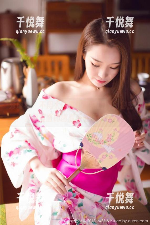 爱蜜社-莉莉Lily 爱蜜社 - 不用太认真!莉莉Lily的秘密,套图里面的幽默感值得你分享!