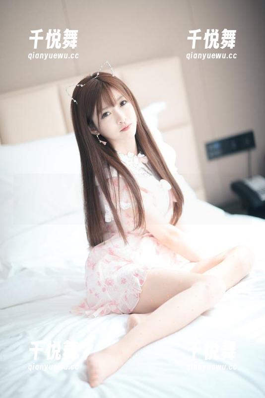 王羽杉 在王羽杉的高清图册里,美足成了我的新关注!