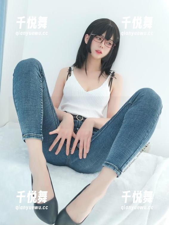 眼酱大魔王w 这不是动画片!眼酱大魔王w的兔子高清原图,炸裂妆感!