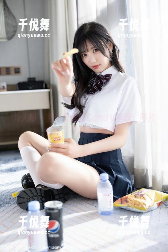秀人网-Candy糖糖 秀人网 - 直面蕾丝的Candy糖糖:图片中的“不安分小萌物”