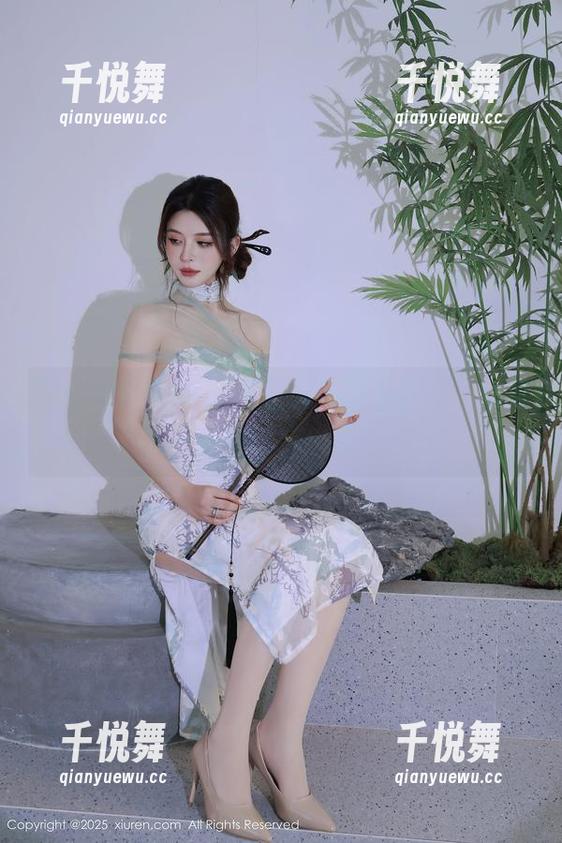 秀人网-Niki可雅 秀人网 - 看Niki可雅最新旗袍合集,感觉每一件都能穿出新CP!