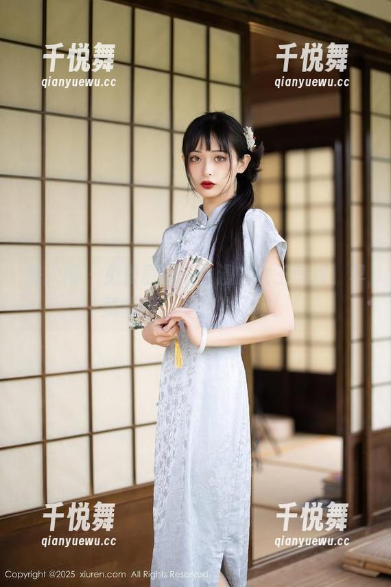 秀人网-俞漫 秀人网 - 免费原图丨俞漫的女王气质,早就看出你不一般了吧!