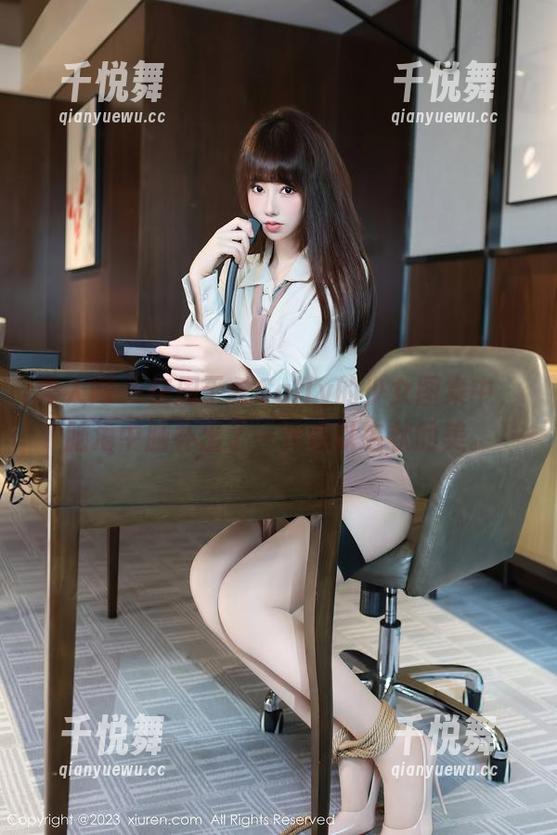 秀人网-周于希Sally 秀人网 - 在周于希Sally的少女图集中,脑海中脑补出了一种难以名状的美。