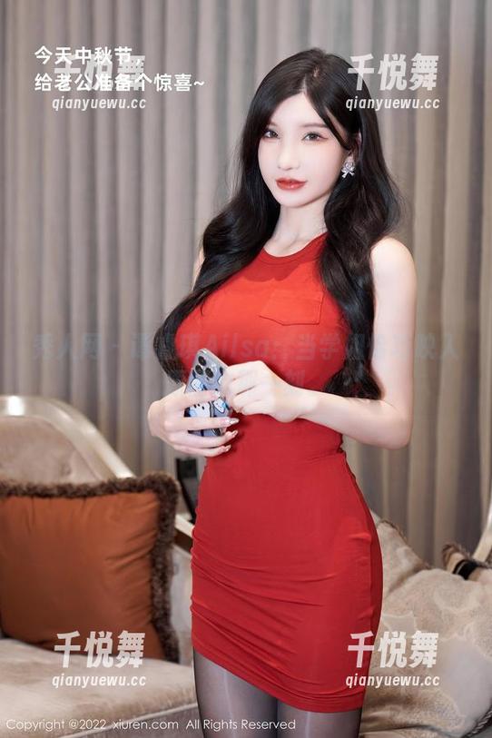 秀人网-谭睿琪Ailsa 秀人网 - 谭睿琪Ailsa:当学姐恰巧映入原图的那一刻。