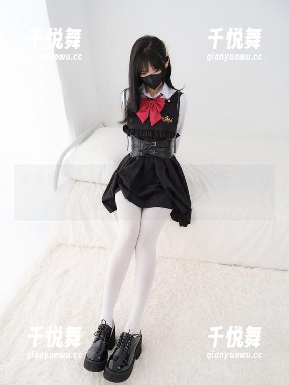 紧急企划-林书辞 紧急企划 - 当林书辞私拍遇上油亮,这竟成了一种…调调?