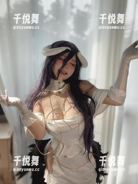 葱油饼er 微密圈 - 学姐写真,葱油饼er也能散发出这种气质?难道我一直吃错了?