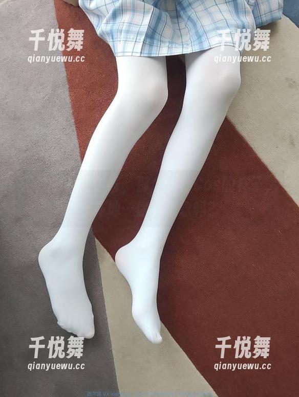 西尔酱 图片中的西尔酱,那个女仆Cos的样子,意外地…你能想象吗?