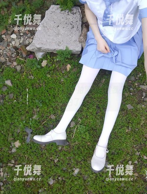 西尔酱 西尔酱旗袍美图合集,拍照的时候我头脑空白了