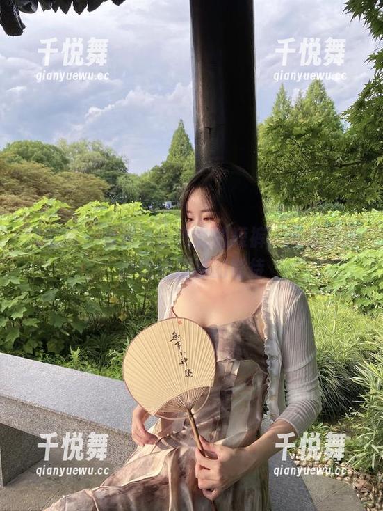 软妹小九九 微密圈 - 看软妹小九九的短裤,高清壁纸拒绝消磨掉的期待