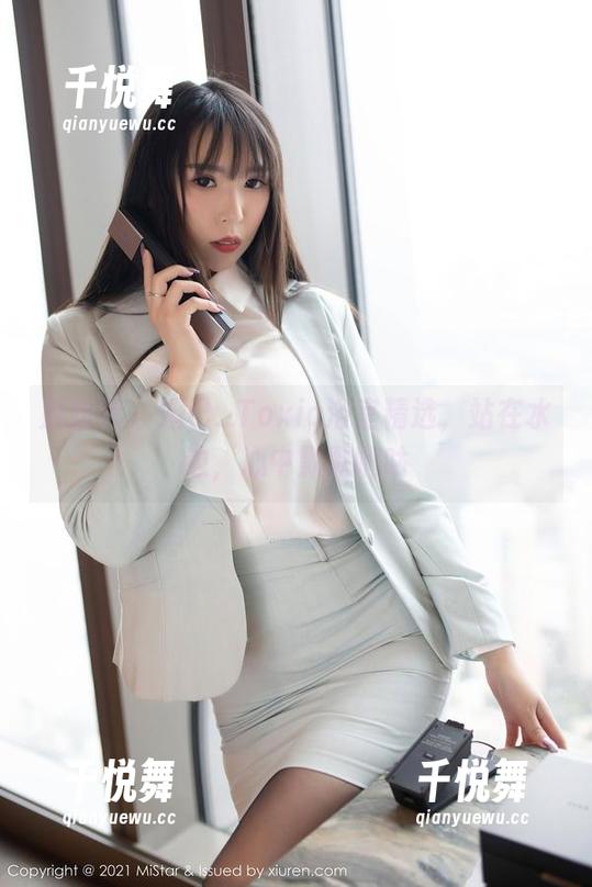 魅妍社-妲己_Toxic 魅妍社 - 妲己_Toxic浴室精选,站在水边,心中默默嘀咕