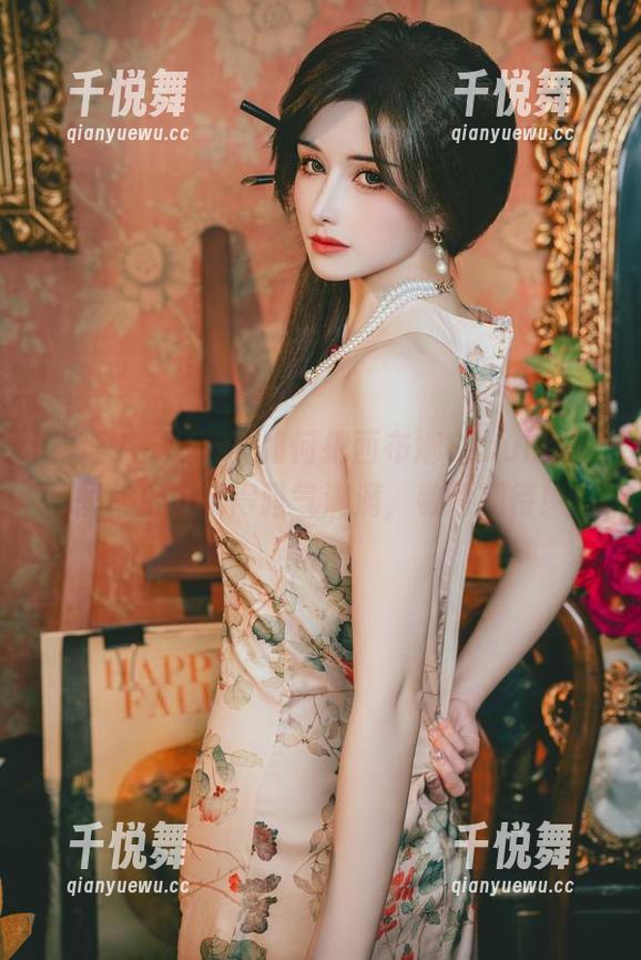 鹿八岁baby 看鹿八岁baby如何把西布娜Sibuna的图集资源玩得骚气满满,敬请期待!