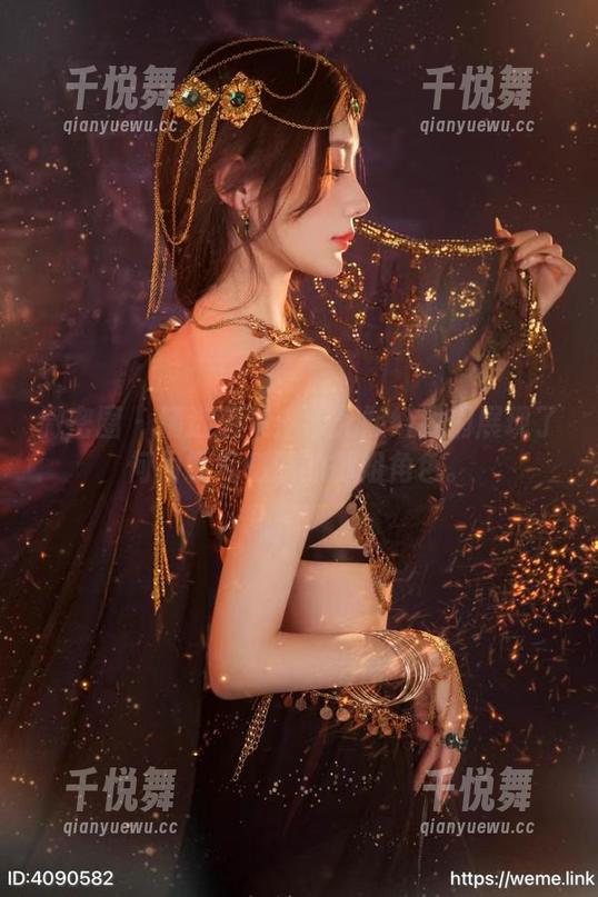 微密圈 - 精选图集：黎允熙给我们展现了何为霸气侧漏的御姐角色。